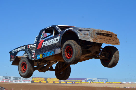 Brooks Fights for a Podium in Round 1